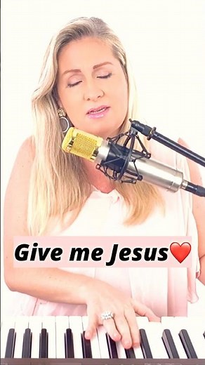 If You’re Feeling Alone Today… Listen to This Hymn❤️ #hymn #givemejesus #hymns