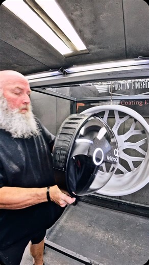 92K views · 5.5K reactions | First use of the @microclimateofficial Air3 powdered respirator. First impression are comfortable and great field of view. More testing to come. #InnovateToDominate #reels #viral #trending #powdercoat #powdercoating #powdercoatedwheels #coatingsbycoates #powdercoatinggoat #bestpowdercoatingtools #powdercoatingtools #powdercoattools #vacuumtools #electron | Coatings By Coates | Facebook