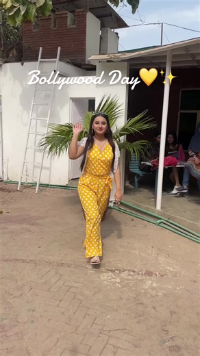 Bollywood Day Outfit Inspiration | Shantipriya Costume Ideas