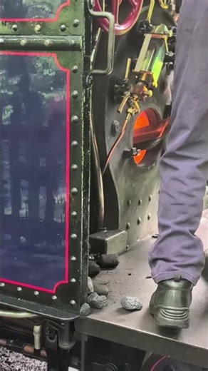 Shovelling Coal into Talyllyn's Firebox #train #steam #heritagerailway