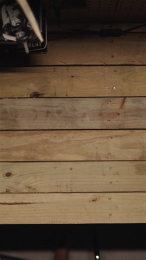 What’s inside the box? A custom-molded travel case, UV3XL SE, 140 yard sight tapes, White Viz-Ring, No-Light Cap, and pre-installed batteries. | ULTRAVIEW