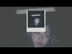 beabadoobee - the perfect pair (Official Live Video) lyrics