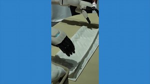 Laundry-folding robot debuts at CES