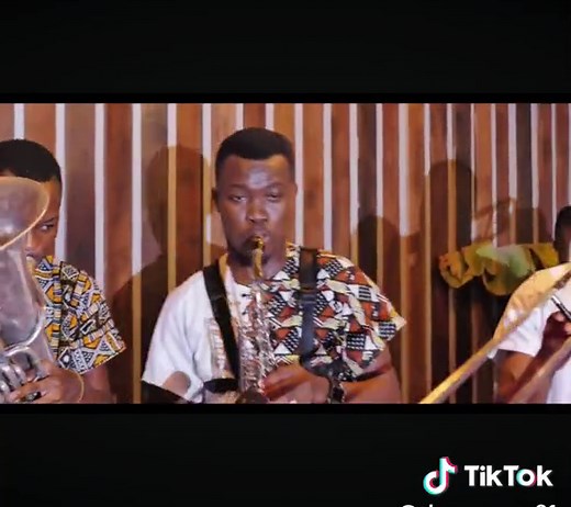 Obiaa Cover by GG Brass Band Featuring Akwaboah
