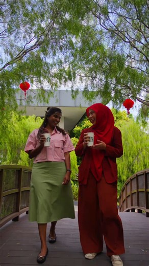 Pick your fave Springtime aesthetic! 🌸 Are you team Strawberry Crunch Delights, bright and cheery OR team Raspberry Chocolate Bliss, warm and demure? 🍓🍫 Whichever mood you’re in, stop by your nearest Starbucks, snap some cute pics, and savor every sip! #DriftIntoJoy #StarbucksMalaysia | Starbucks Malaysia