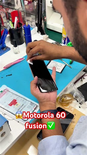 Motorola edge 60 fusion broken glass change very easily see how.#mobileservice #motorolaedge60fusion