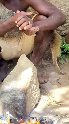 Ancient Cooking Skills Still Alive in the Wild #primitivecooking #wildlife #shorts #firecooking