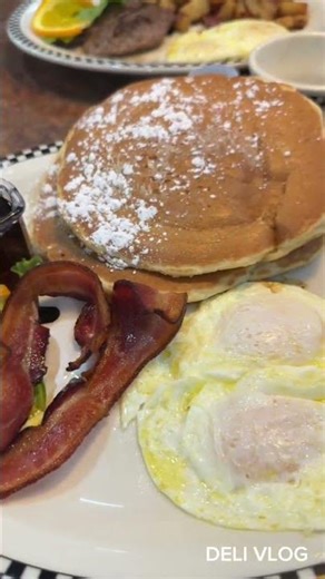 Primera vez en Black Bear Diner 🐻🍴 | ¿Qué platillo me recomiendan?