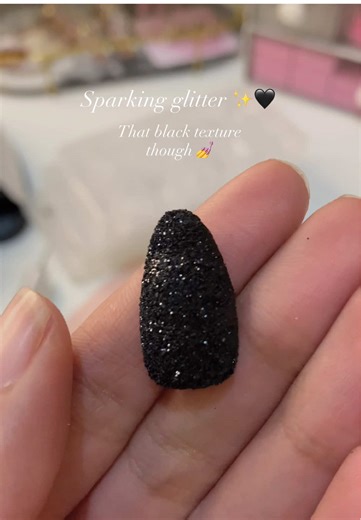 Black sparkling glitter nails✨🖤 . . #smallbusiness #pressonnails #nails #foryoupage