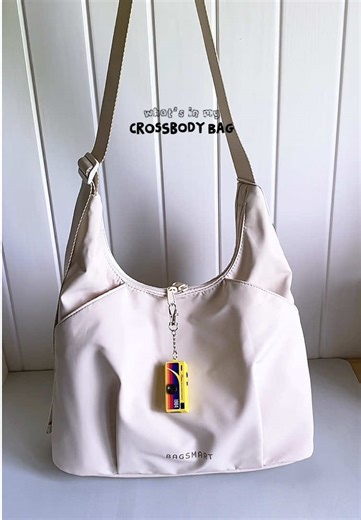 everything i carry in my bag 🤍 #bagsmart #crossbodybag #whatsinmybag #bagrecommendation #everydaybag @BAGSMART Store