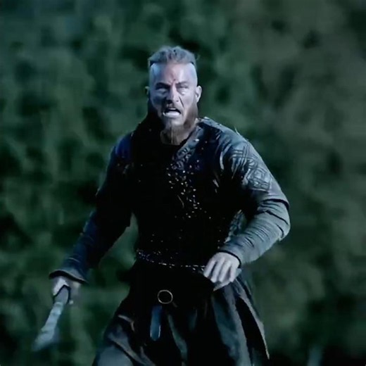 Rollo injured in Wessex Fight Vikings Ragnar Lothbrok