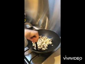 Cooking with Lili 'the cook' (Seared chicken with french mushroom sauce)