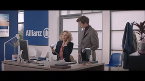 C’est parce que nos agents sont proches de vous, qu’ils connaissent bien les imprévus qui peuvent vous toucher et qu’ils vous aident à mieux les gérer 👍 | Allianz France