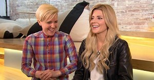 Grace Helbig and Hannah Hart on their YouTube success