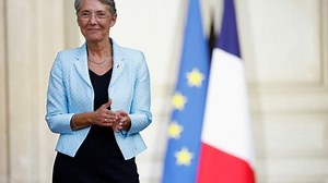 Elisabeth Borne à Matignon, un choix par défaut? Les coulisses de sa nomination