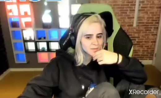 tadinha dela kakak#moonkasegatinha #moonkasetiktok #moonkasenabooyah #moonkase #viral #video #fypage #goaba #rozante #maplez #moonkaso