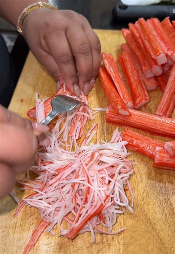 How to Make Delicious Kani Salad