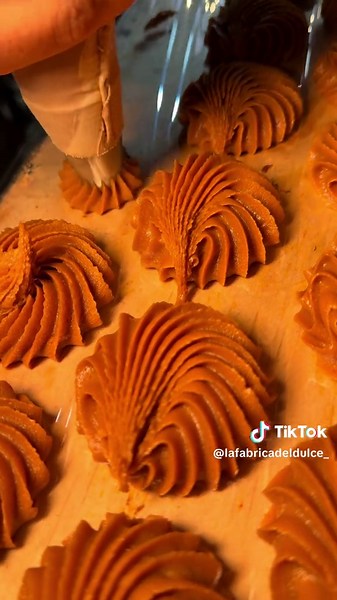 Videito de un día de trabajo en una Fábrica de Deliciosos dulces Mexicanos ❤️😍 Mariscos Algo Bellako #Viral #lafabricadeldulce #dulcemexicano Les tengo unos videitos de la semana pasada, que se los subo entre hoy y mañana ☺️