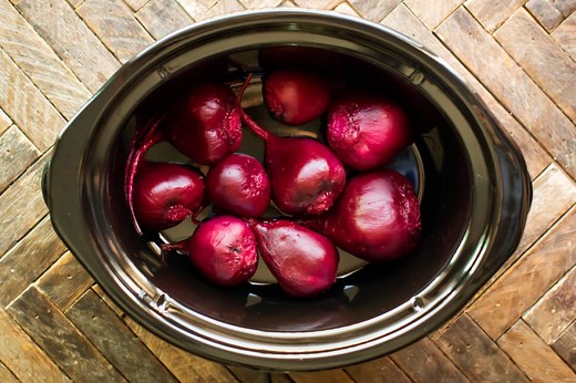 How to Cook Beets in the Slow Cooker