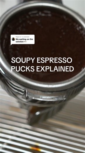 Replying to @༽ WHY is there extra water in your portafilter after brewing and HOW to fix it ☕️ #espresso #espressolovers #fyp #foryou #makecoffeeathome #espressoathome #coffeetime #coffeetime