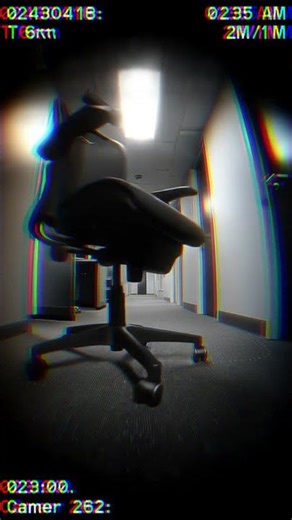 Security Camera Captures Terrifying Moment… A Dead Computer Turns On at 2:13 AM