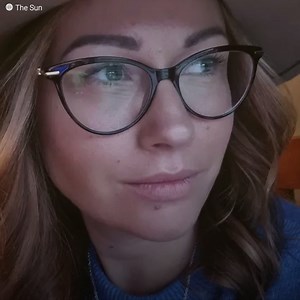 334K views · 1.5K reactions | "Mi avevano detto che il dolore sarebbe passato in pochi giorni, ma ora la mia vita è a rischio" Jules Fielder non avrebbe mai pensato che un fastidio in una delle sue spalle sarebbe diventato la sua peggiore condanna quando non è stata controllata correttamente e ha finito per sviluppare i sintomi di un pericoloso tipo di cancro di cui non sapeva nulla fino all'ultimo momento. | Benessere | Facebook