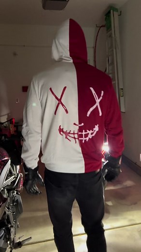 Custom Hoodie by @r1_clarke | Shop Review