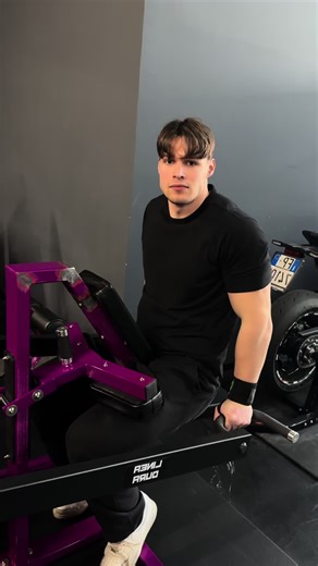 il ritorno del sorriso IG: mateisebastiaan seguimi per non rimanere secco a vita coaching in bio✅ Zec codice sconto “MONOBRACCIO” per polsini e integrazione - - #perte #gymtokitalia #palestra #tricipiti #viral