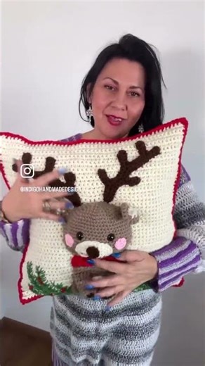 You won’t believe how easy it is to crochet this pillowcase #crochet #handmade #diy #etsypattern