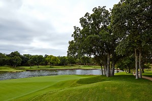 About Us | Oak Tree Country Club | Edmond, OK | Invited