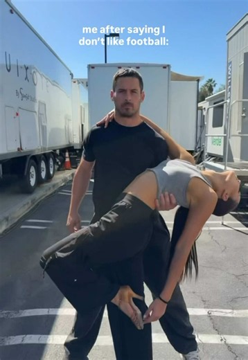 So excited for tonight 🫶🏼👏🏼⭐️ @Danny Amendola @Dancing with the Stars #DWTS let’s go🥳