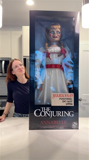 The Conjuring’s Annabelle #annabelle #theconjuring #horror #horrormovies #halloween #movie #movies