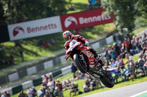 29K views · 502 reactions | Mastering the iconic Cadwell Park Mountain... | Bennetts | Facebook