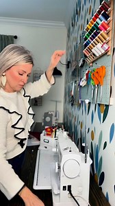 Sewing doesn’t have to be an impossible dream! Learn more about my beginner’s sewing course at www.the-virtual-seamstress.com #thevirtualseamstress #learntosew #beginnersewing #sewing | The Virtual Seamstress