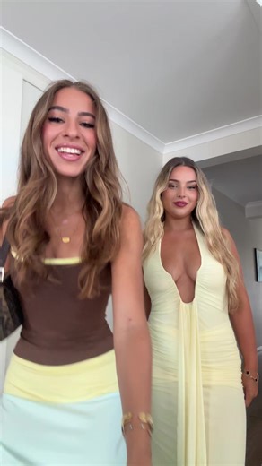 Matching Color Coordination with Your Friends