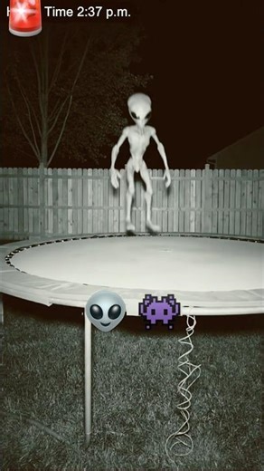 Alien jumping 👽🚨🛸#aliens #alien #jumping waht next??