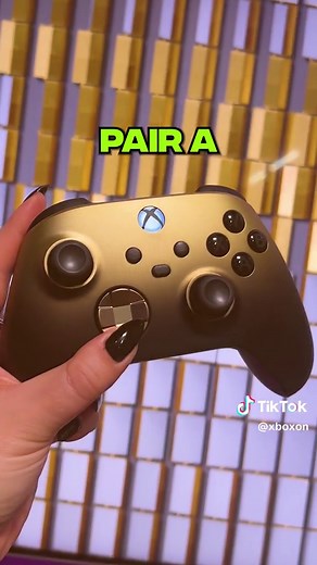 Unboxing the brand new Gold Shadow Xbox controller 🥇🔥 #xbox #gamingontiktok #xboxon #xboxseriesx #consolegaming #controller #specialedition