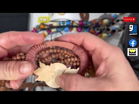 Unboxing Goodwill auction jewelry box 2 part