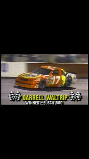 Darrell Waltrip turns Bristol’s 1989 Busch 500 into a late-race takeover—239 laps led and gone when it mattered most. #NASCAR #NASCARHistory #DarrellWaltrip #DW #BristolMotorSpeedway #Busch500 #1989NASCAR #WinstonCup | Chris Clark Sports