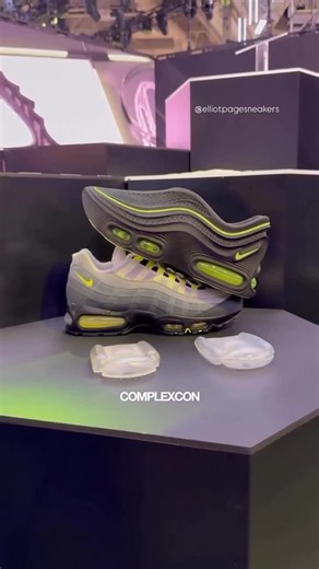 THEMODERNMIX.HY on Instagram: "NIKE AIR MAX 95000 🔋 INSTOCK UK 8 🇲🇾"