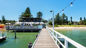 Travel guide to Palm Beach, NSW - Tourism Australia