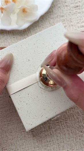 Aesthetics Clear Wax Sealing Satisfying #personalized #initials