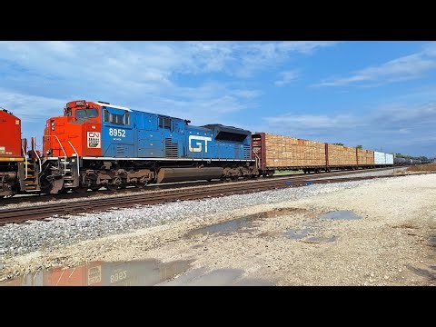 GTW Heritage Unit Trails On A CN