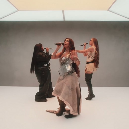 Pabllo Vittar's Alibi Performance Live on Vevo