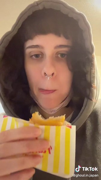 Japanese Konbini Snack Run | FamilyMart Onigiri & Japanese Ice Cream