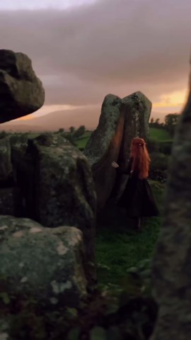 Rebecca on Instagram: "Dance of the druids🍂One of my favorite scenes in a film or show has to be the slightly haunting dance of the druids in season one of Outlander. Even Claire says, “They should have been ridiculous, and perhaps they were, parading in circles on top of a hill. But the hairs on the back of my neck prickled at the sight…” Seemed a fitting way to honor that lovely scene by visiting some stones at twilight in my @celticfusiondesign dress. A dress that is modern but celebrates Ce