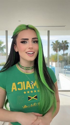 6.9K views · 440 reactions | Iconic hahahha #tarajiphenson #dadjoke #AEWDynamite #tryonhaul #ncaafootball #fourthwing #animalovers #zinnias | I Love Dilara | Facebook