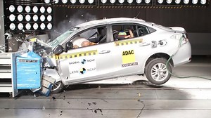 Crash test: el Toyota Yaris desaprobó por una grave falla de seguridad y consiguió apenas una estrella