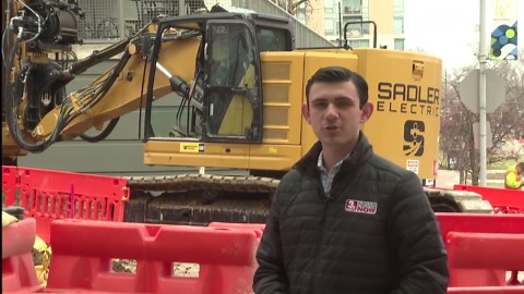 Midtown Crossing pickle-themed pub crawl makes changes amid ongoing streetcar construction in area