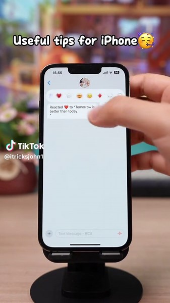 Fun tips for iMessage🥳#iphone #iphonetricks #iphonetips #apple #ios #ios18 #iphonetricksandtips #usa_tiktok #techtok #foru